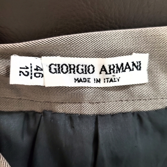 Giorgio Armani Career Grey Wrap Wool Skirt Suit - Picture 13 of 14